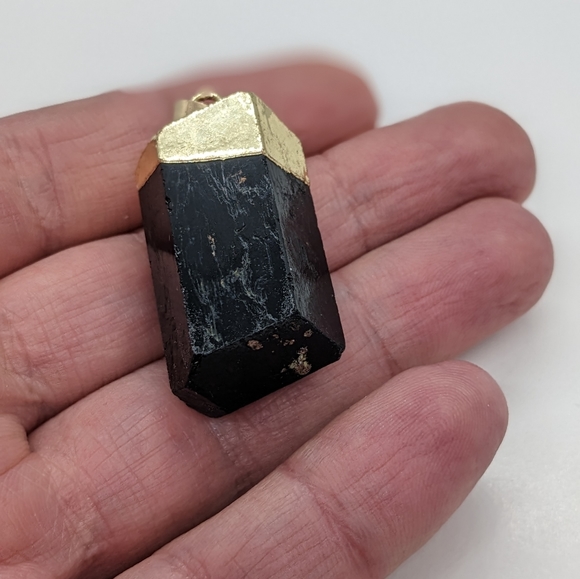 NWOT black tourmaline natural stone pendant - Picture 5 of 6